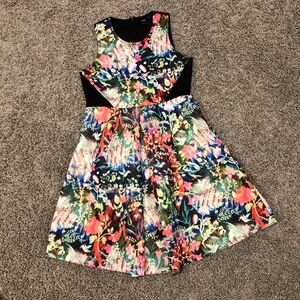 5/$25 ASOS maternity floral A-line dress, size 8